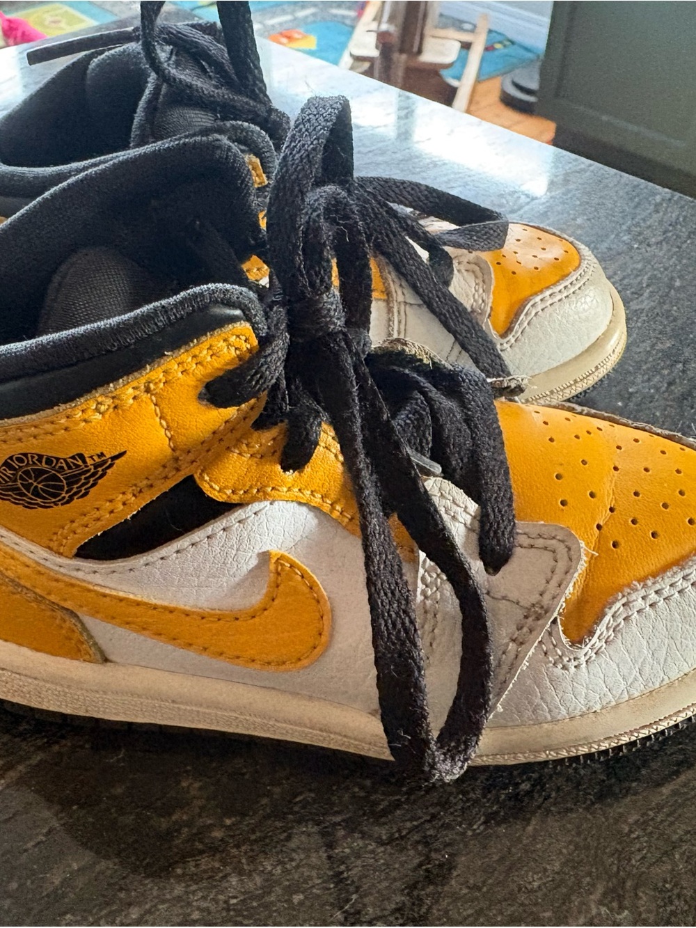 Nike Kids Low/High-Top Sneakers in Yellow, White & Black